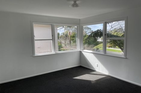 Photo of property in 129 Tiroroa Avenue, Te Atatu South, Auckland, 0610