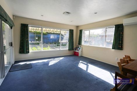 Photo of property in 5 Cherrywood Place, Redwood, Christchurch, 8051