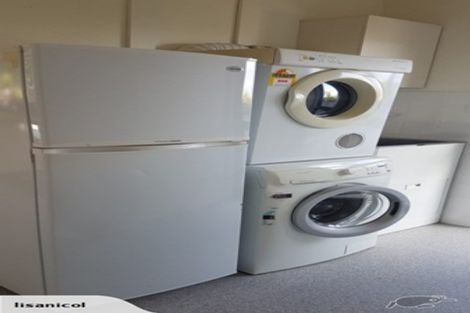 Photo of property in 2/14 Coronation Street, Belmont, Auckland, 0622