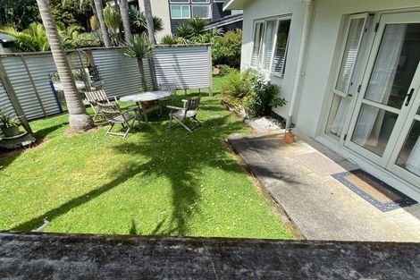 Photo of property in 45 Masterton Road, Rothesay Bay, Auckland, 0630