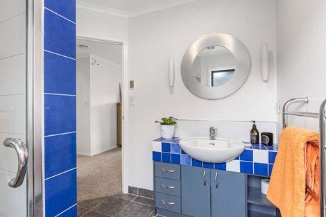 Photo of property in 57 Waldorf Crescent, Orewa, 0931