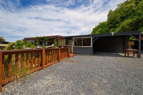 Photo of property in 2009 State Highway 1, Half Moon Bay, Kaikoura, 7371