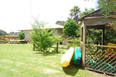 Photo of property in 2727 State Highway 1, Ruakaka, Whangarei, 0171