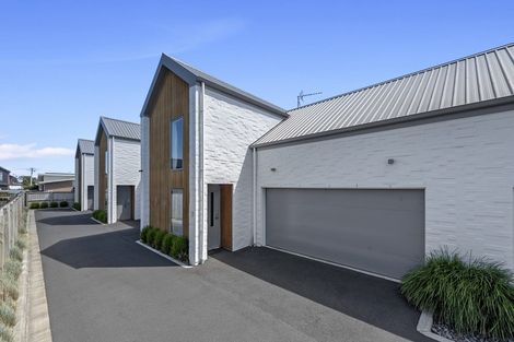 Photo of property in 2/24 Lyon Street, Frankton, Hamilton, 3204