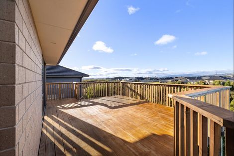 Photo of property in 9 Gibraltar Way, Fitzherbert, Palmerston North, 4410