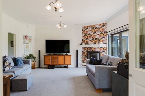 Photo of property in 52 Riccarton Road, Pahiatua, 4910