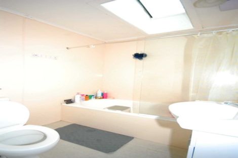 Photo of property in 7 Ihaka Place, Papatoetoe, Auckland, 2104