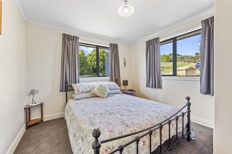 Photo of property in 195 Purakaunui Road, Mihiwaka, Port Chalmers, 9081