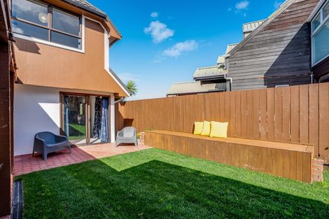 Photo of property in 11 Tamahine Street, Maupuia, Wellington, 6022