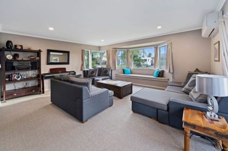 Photo of property in 53 Ocean Crest, Papamoa Beach, Papamoa, 3118