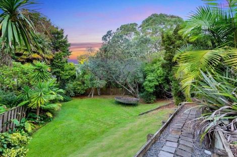 Photo of property in 15 Anakiwa Place, Milford, Auckland, 0620