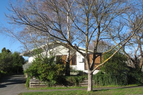 Photo of property in 6 Kaweka Place, Havelock North, 4130