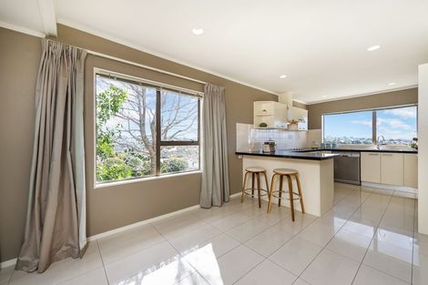 Photo of property in 22 Harper Street, Chatswood, Auckland, 0626