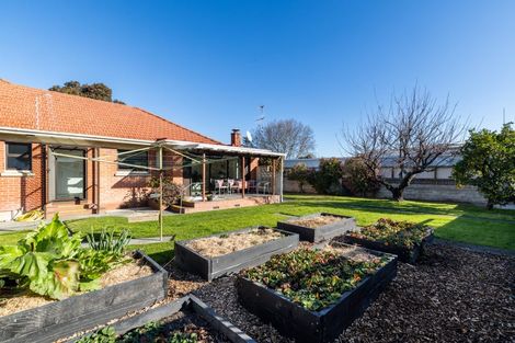 Photo of property in 27 Logan Avenue, Marewa, Napier, 4110