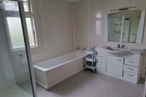 Photo of property in 5 Dundas Street, North Dunedin, Dunedin, 9016