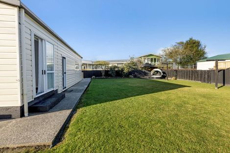 Photo of property in 77 Domett Street, Westport, 7825