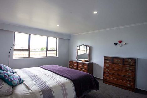 Photo of property in 7 Te Whena Place, Waitara, 4320
