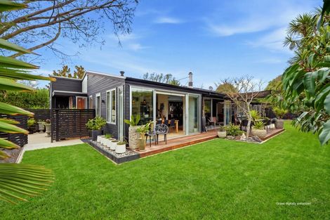 Photo of property in 9 Hadlow Place, Burnside, Christchurch, 8041