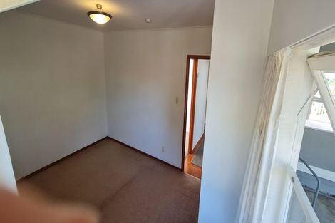 Photo of property in 46 Exmouth Road, Northcote, Auckland, 0627