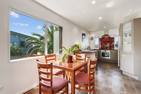 Photo of property in 5 Kakapo Place, Mangawhai, 0505