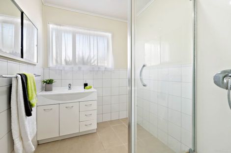 Photo of property in 1/105 Florence Avenue, Orewa, 0931