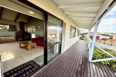 Photo of property in 22 Mcneil Street, Balclutha, 9230