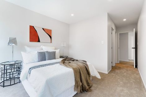 Photo of property in 14c Serjeant Street, Henderson, Auckland, 0612