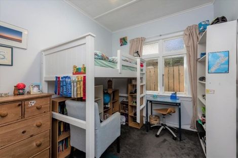 Photo of property in 43 Kano Street, Karori, Wellington, 6012