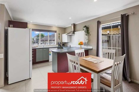 Photo of property in 10 Peachstone Lane, Henderson, Auckland, 0612