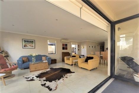 Photo of property in 35c Rita Street, Mount Maunganui, 3116