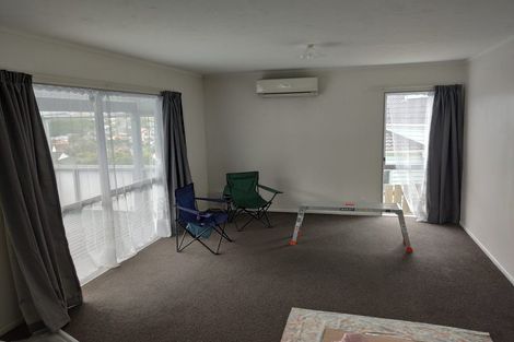 Photo of property in 7 Cambrian Street, Churton Park, Wellington, 6037