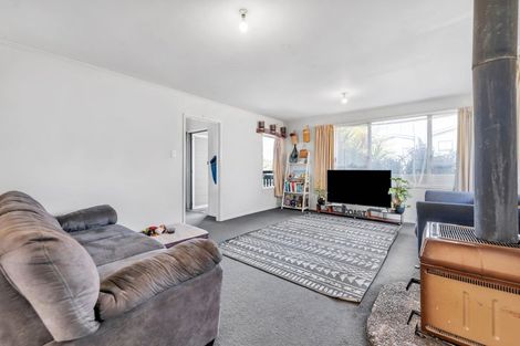 Photo of property in 26 Newham Place, Henderson, Auckland, 0612