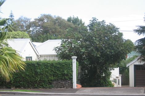 Photo of property in 1/17 Albert Road, Devonport, Auckland, 0624