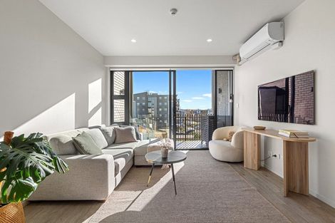Photo of property in 207/165 Lake Road, Northcote, Auckland, 0627