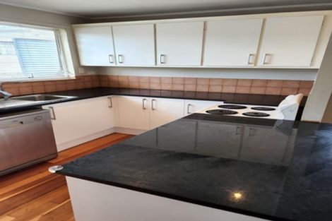 Photo of property in 24 Fairdale Place, Birkdale, Auckland, 0626