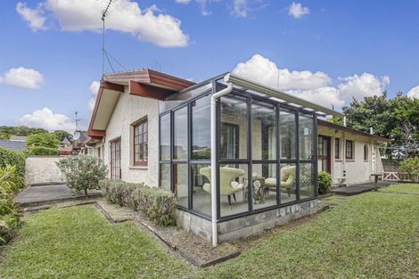 Photo of property in 1/7 Kentigern Close, Pakuranga, Auckland, 2010