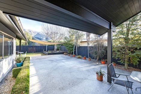 Photo of property in 6 Hyland Street, Wanaka, 9305