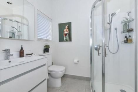 Photo of property in 6 Bungalore Place, Half Moon Bay, Auckland, 2012