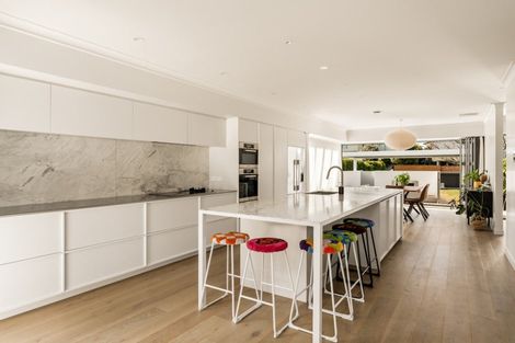 Photo of property in 194 Oceanbeach Road, Mount Maunganui, 3116