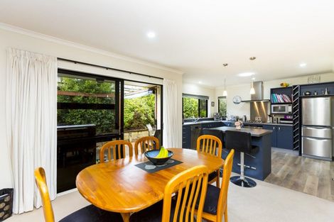 Photo of property in 15 Ormrod Grove, Riverstone Terraces, Upper Hutt, 5018
