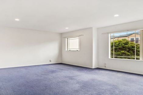 Photo of property in 145e Hobsonville Road, West Harbour, Auckland, 0618