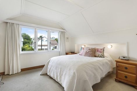 Photo of property in 5 Bruce Street, Roslyn, Dunedin, 9011