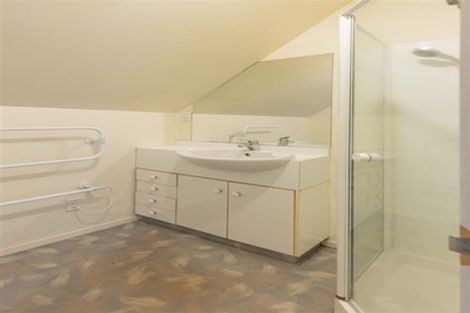 Photo of property in 2/179 Riccarton Road, Riccarton, Christchurch, 8041