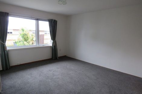 Photo of property in 2/256 Estuary Road, South New Brighton, Christchurch, 8062