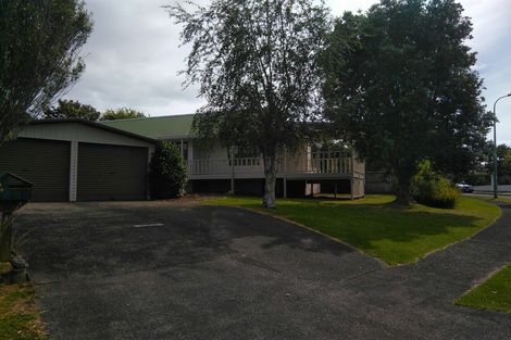 Photo of property in 4 Balmore Place, Wattle Downs, Auckland, 2103