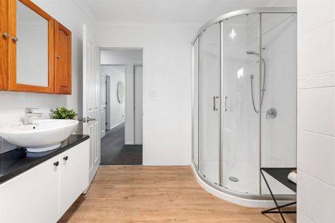 Photo of property in 25 Teal Close, Woolston, Christchurch, 8023