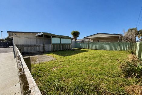 Photo of property in 80 Tiraumea Drive, Pakuranga, Auckland, 2010