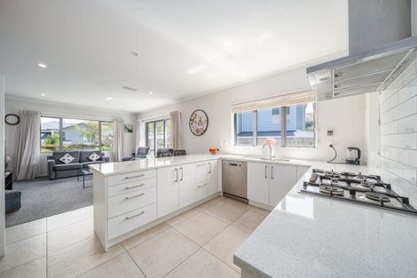 Photo of property in 5 Crompton Avenue, Churton Park, Wellington, 6037