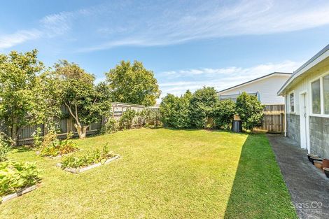 Photo of property in 26 Selwyn Crescent, College Estate, Whanganui, 4500