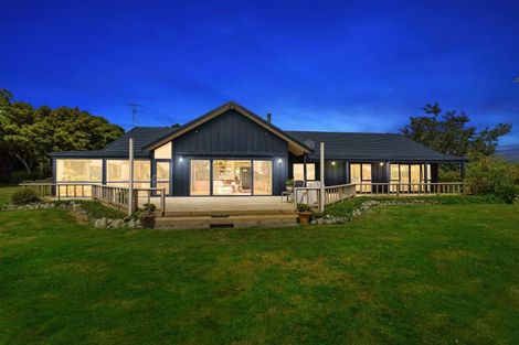 Photo of property in 115a Arcus Road, Te Horo, Otaki, 5582